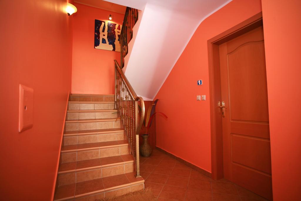 Apartment Drazenka Turato 바슈카 객실 사진